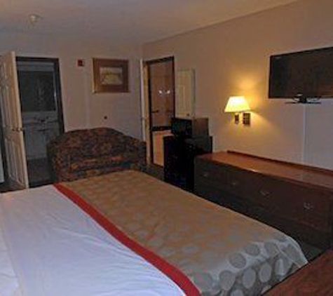 Econo Lodge - Dallas, TX