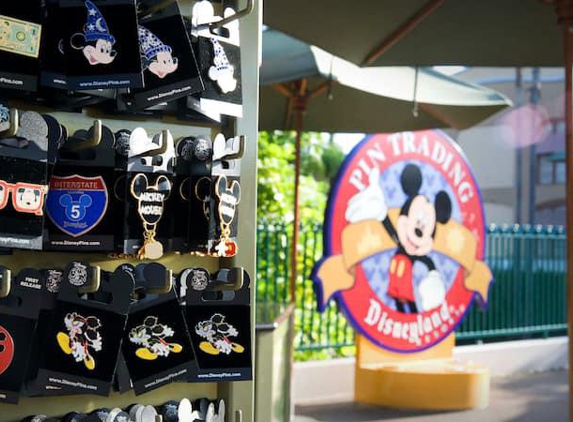 Disney's Pin Traders - Anaheim, CA