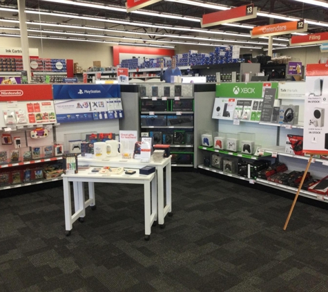 Staples - Palm Desert, CA