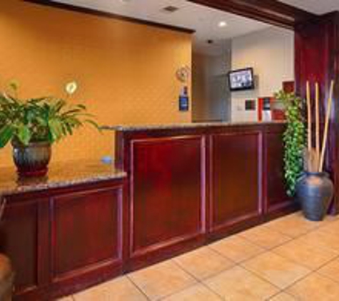 Best Western Lockhart Hotel & Suites - Lockhart, TX