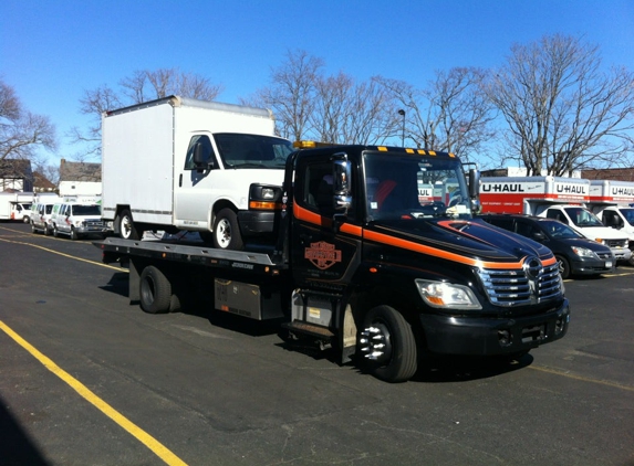 U-Haul Moving & Storage of Bellerose - Bellerose, NY