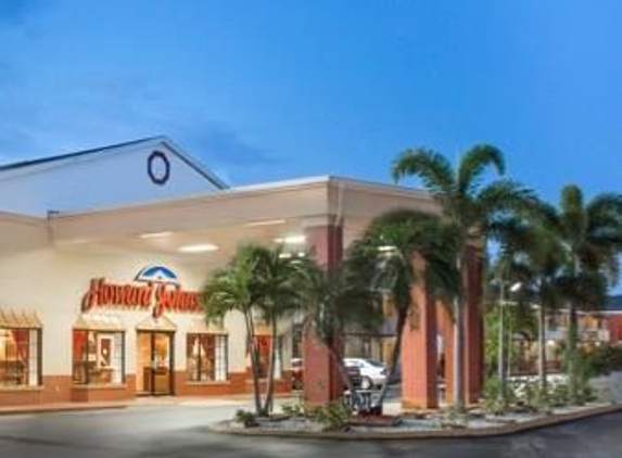 Howard Johnson - Fort Myers, FL