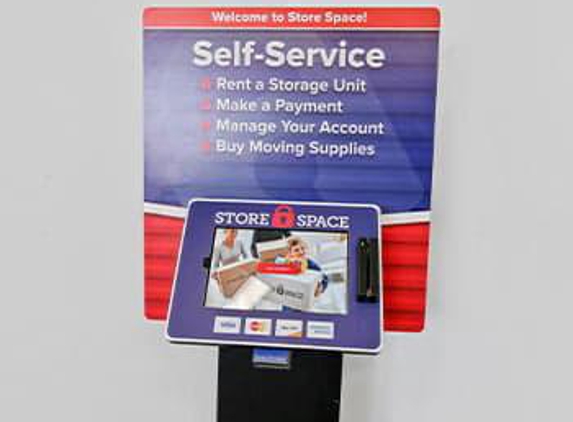 Store Space Self Storage - Roseville, MN