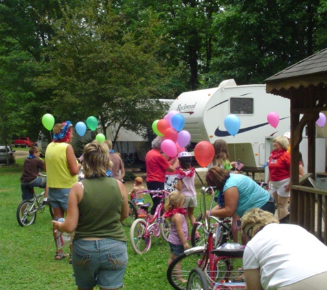 Pebble Mountain Family Campground - Chuckey, TN