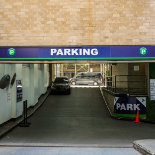 Centerpark East 47th Street Parking Garage - New York, NY