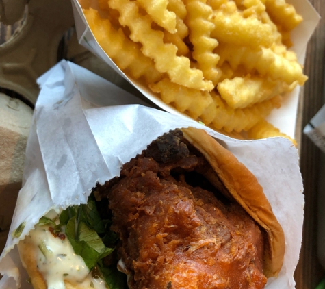 Shake Shack - Larkspur, CA