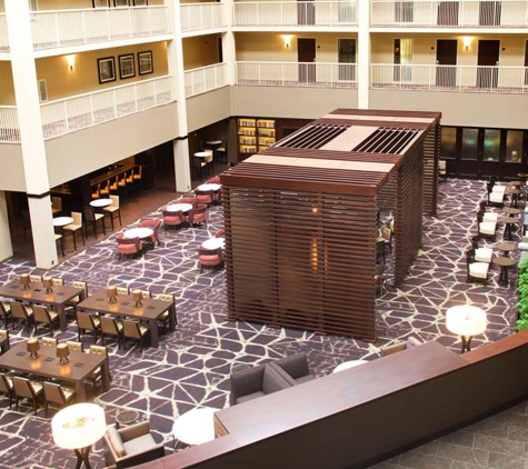 Embassy Suites by Hilton Philadelphia Airport - Philadelphia, PA