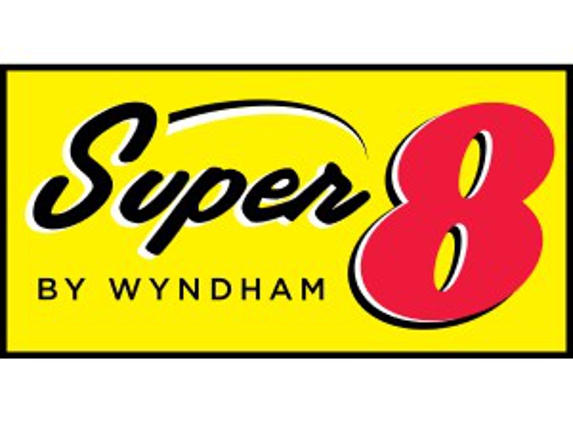 Super 8 by Wyndham Cooke City Yellowstone Park Area - Cooke City, MT