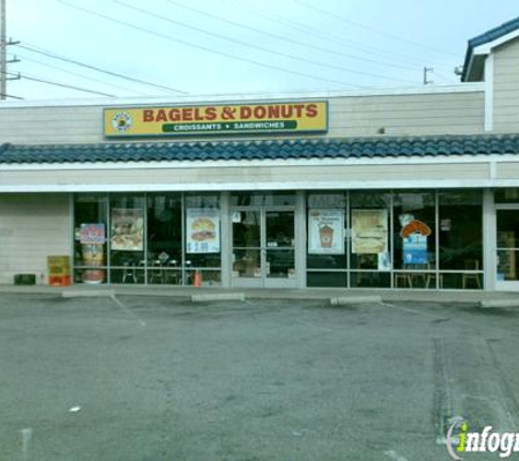 Doughboy Donuts & Bagel - Torrance, CA