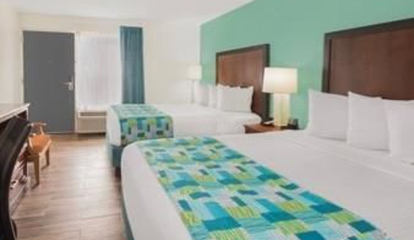 Travelodge Pensacola Beach - Gulf Breeze, FL