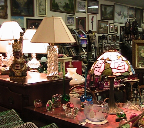 Sunrise Antiques & Imports - Dunn, NC