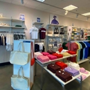 Lacoste Barstow Outlets - Clothing Stores