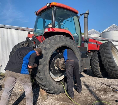 Eric's Truck Repair Co DBA Emil's Tires - Matteson, IL