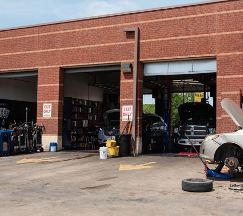 Kwik Kar Lube & Tune Mansfield - Mansfield, TX