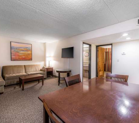 Comfort Inn & Suites Denver Northfield - Denver, CO