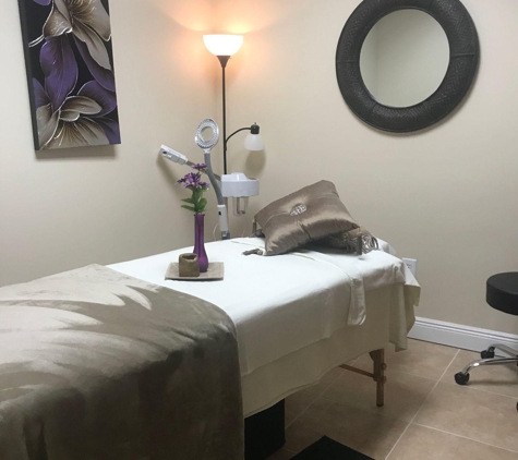 Extravagant Pampering - Lighthouse Point, FL