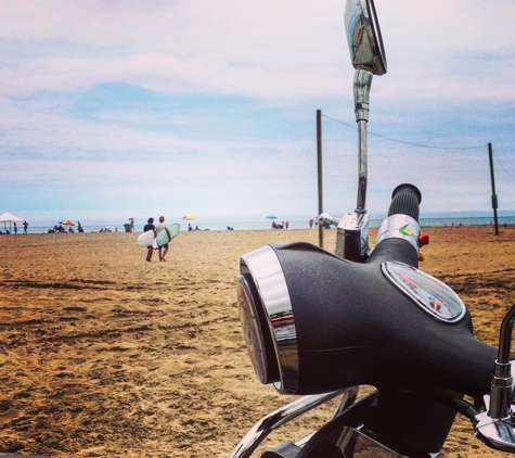 Scoot Around LA - Santa Monica, CA