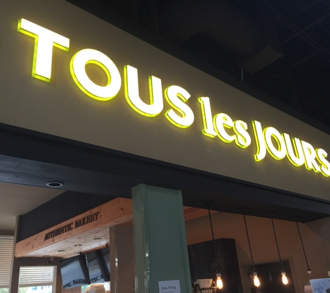 TOUS les JOURS - Bellevue, WA