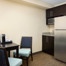 Holiday Inn Express & Suites Alpharetta - Windward Parkway by IHG - Hotels