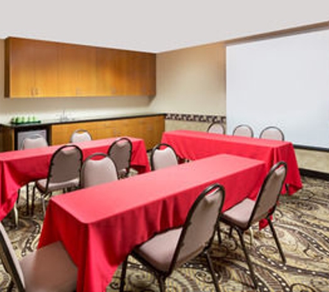 Hawthorn Suites by Wyndham Rancho Cordova/Folsom - Gold River, CA