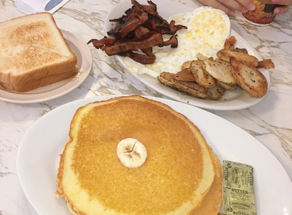 Bobber's Family Restaurant - Seaside Heights, NJ