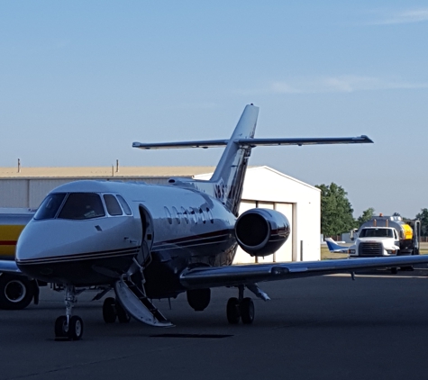 Oakland County International Airport - Waterford, MI