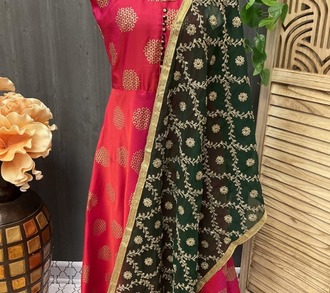Anandi Fashions - Indian Clothing and Jewelry Store - Buffalo Grove, IL