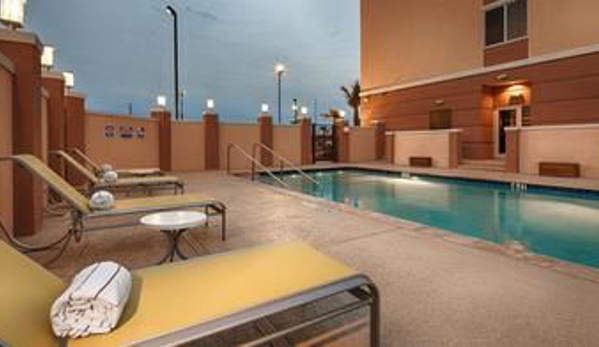 Best Western Premier Ashton Suites-Willowbrook - Houston, TX