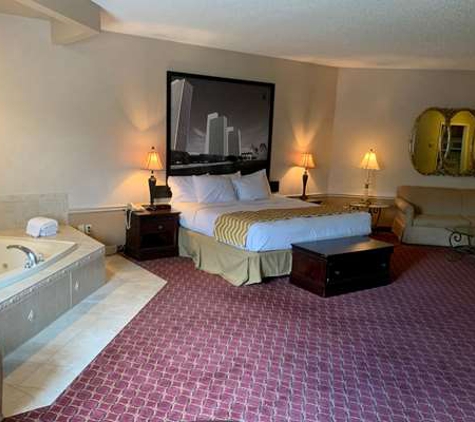 Super 8 by Wyndham Albany - Albany, NY