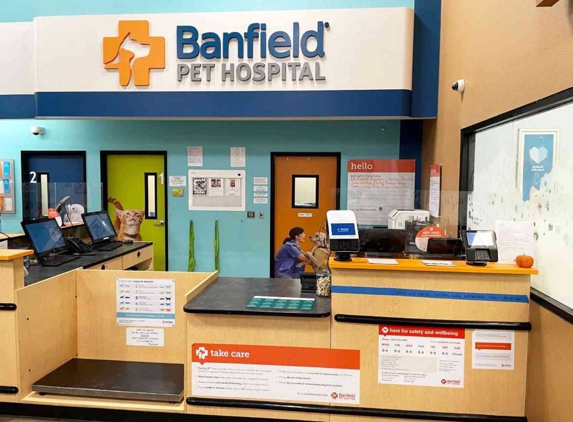 Banfield Pet Hospital - Aurora, CO