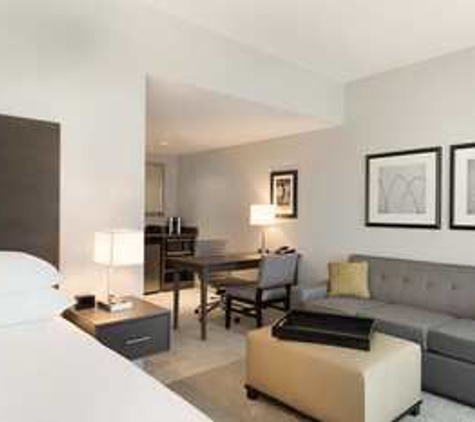 Hilton Garden Inn Charlotte/Ayrsley - Charlotte, NC