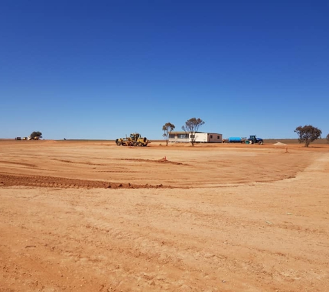 Richardson Bros Grader Hire Pty Ltd - Cardross, VIC
