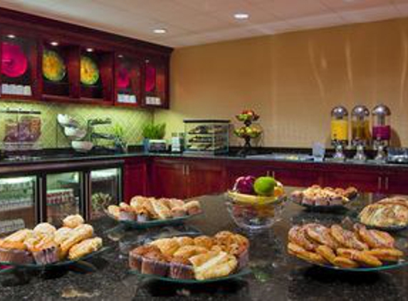 Homewood Suites by Hilton Virginia Beach/Norfolk Airport - Virginia Beach, VA