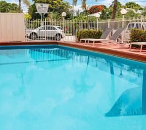 Travelodge by Wyndham Fort Lauderdale - Fort Lauderdale, FL