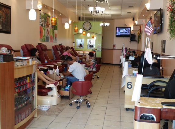 Angelo Nails and Spa - San angelo, TX