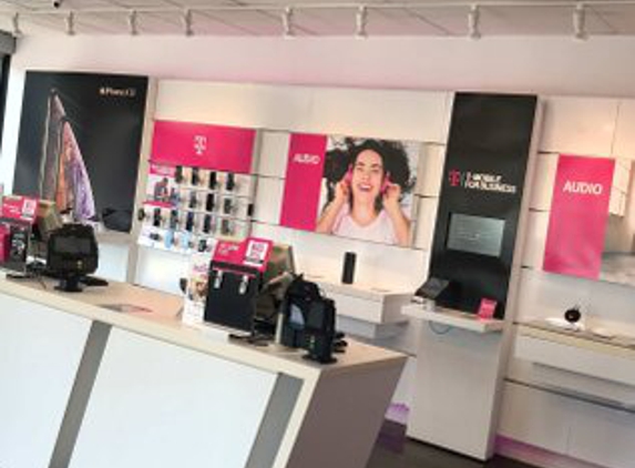 T-Mobile - Indianapolis, IN