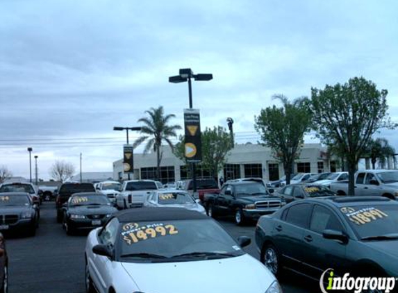 MINI of Ontario Service and Parts - Ontario, CA