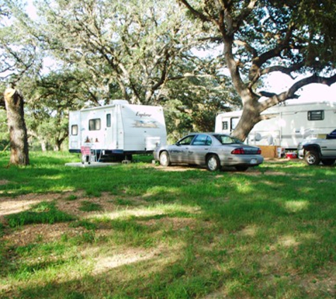 Jackson County RV Park - Edna, TX