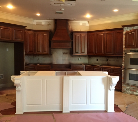 Doug's Custom Cabinets - Lafayette, LA