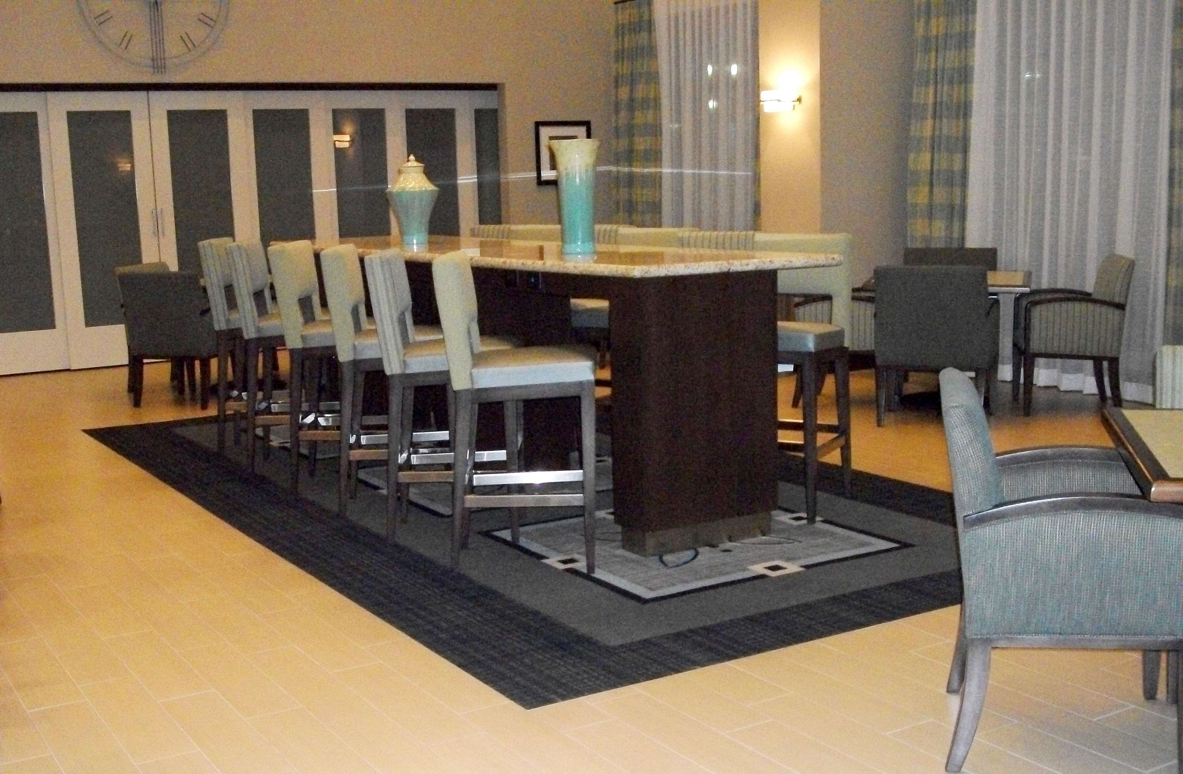 Hampton Inn & Suites Manteca in Manteca, CA - AddressPage