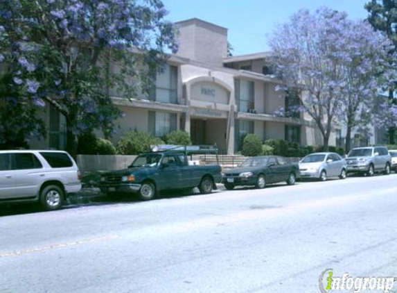 Lindley Parc Townhomes - Porter Ranch, CA