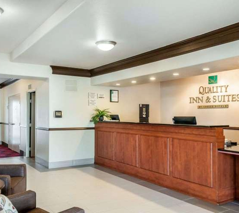 Quality Inn & Suites - Albuquerque, NM