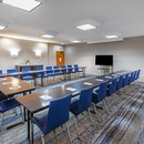 Holiday Inn Express & Suites Tulsa S Broken Arrow Hwy 51 by IHG - Hotels