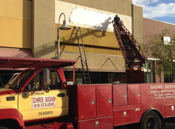 LA Chris Signs And Crane Service - Northridge, CA