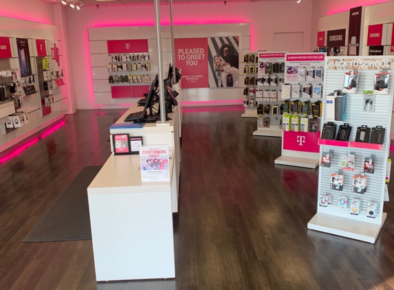 T-Mobile - Fayetteville, NC