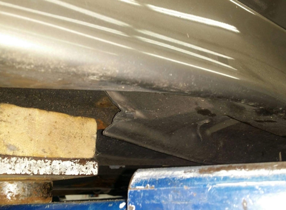 Gibson Performance Engines - Spokane Valley, WA. Rocker panel damage from improper lift procedure