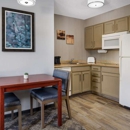 Homewood Suites by Hilton Erie - Hotels