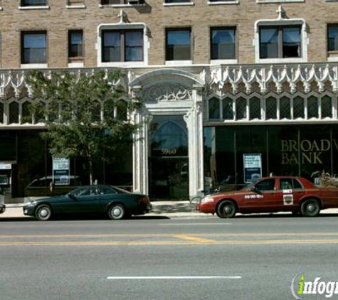 Fifth Third Bank & ATM - Chicago, IL