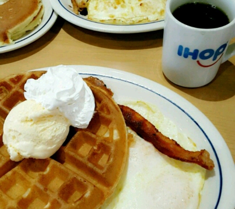 IHOP - Englewood, NJ