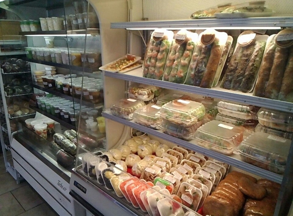 Nhu Lan Bakery - Chicago, IL